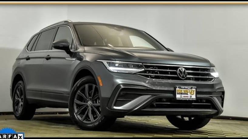 VOLKSWAGEN TIGUAN 4MOTION 2022 3VV2B7AX3NM041350 image